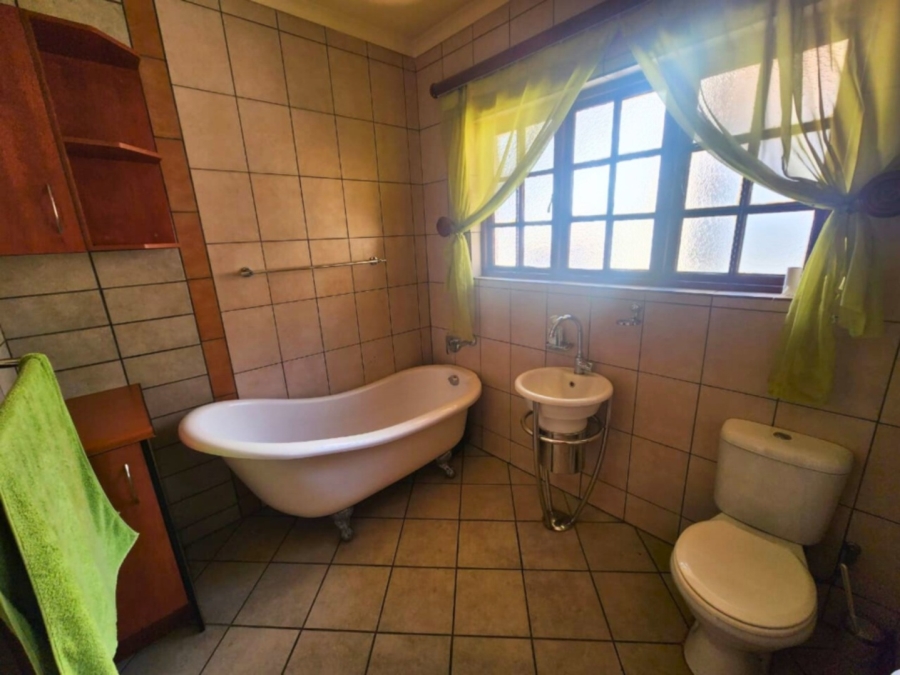 4 Bedroom Property for Sale in Cashan North West